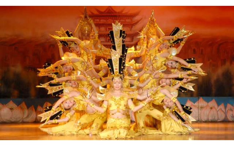 敦煌飞天歌舞宴在敦煌会议活动当中的应用