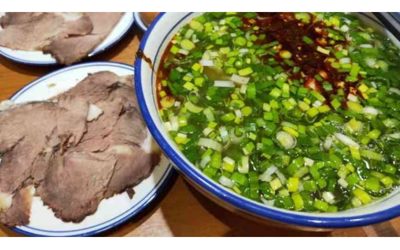 来敦煌旅游，饮食能习惯吗?
